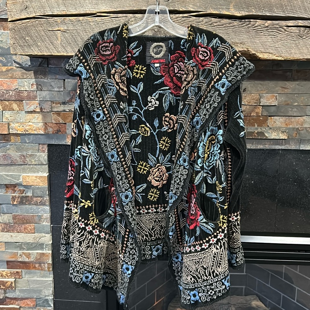 Johnny Was Madrigal Hoodie Sweater Floral Jacket Long Sleeve Pocket ECRU Black